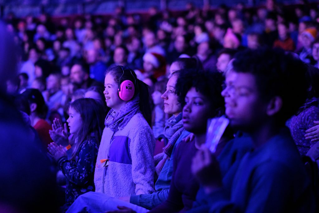 2025-12-14_Weihnachtszirkus_Promed_149