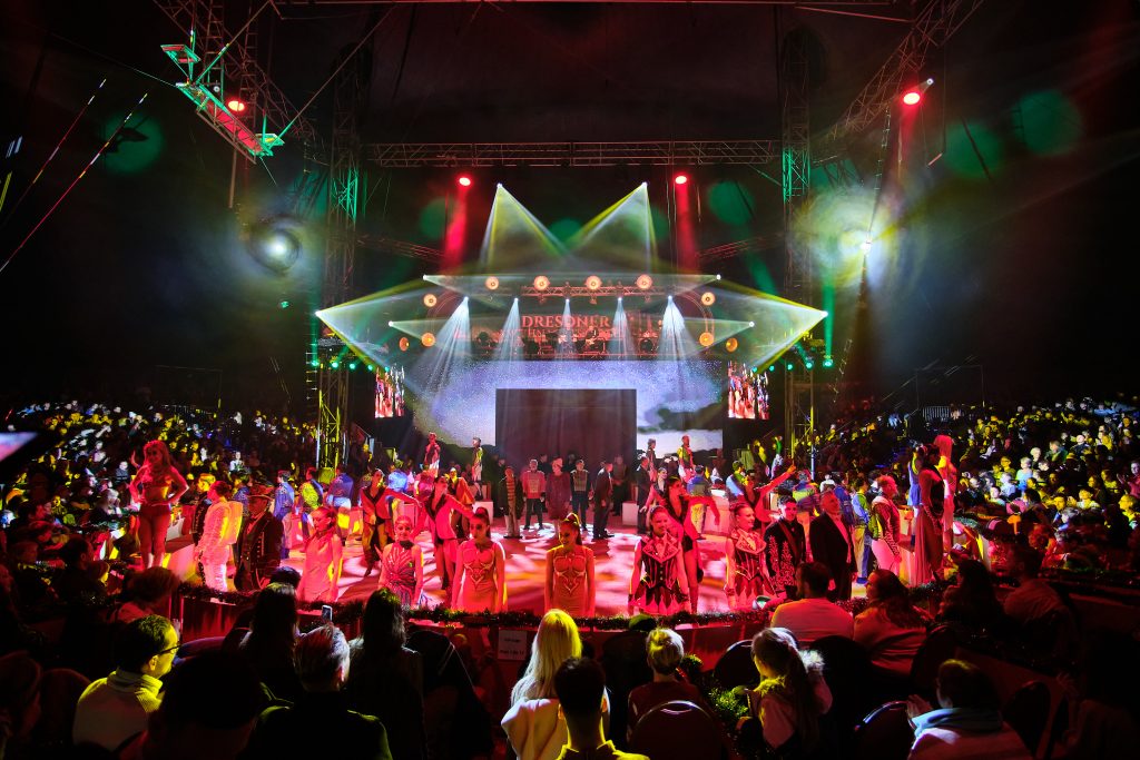 2025-12-14_Weihnachtszirkus_Promed_239